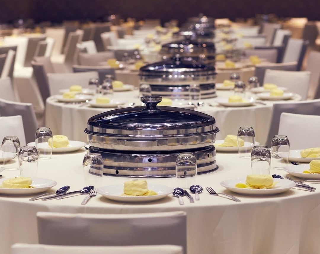 Fine dining table setting